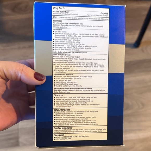 Rogaine Men's Hair Regrowth Treatment Foam - White - Picture 2 of 4